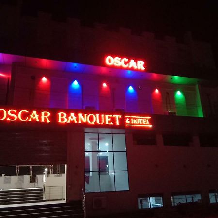 Oscar Banquet And Hotel Kālka 외부 사진