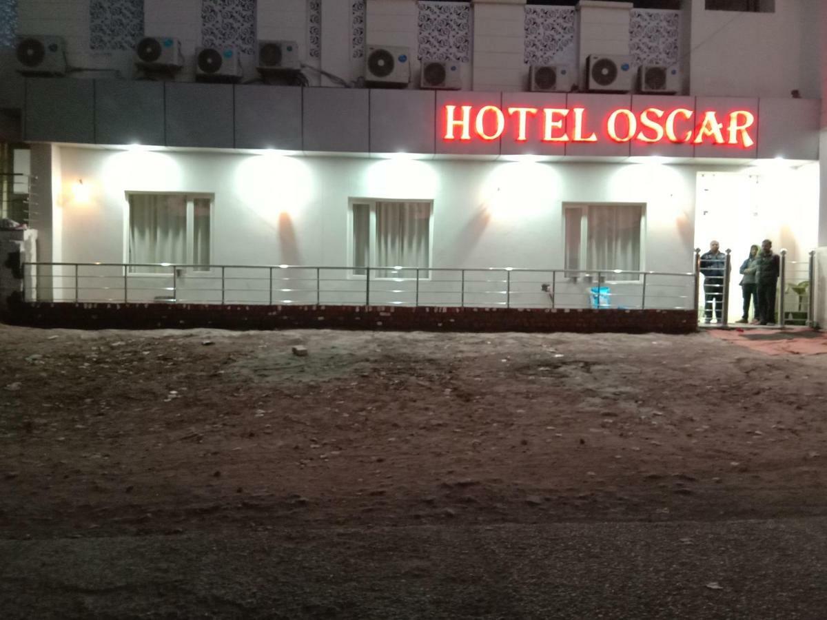 Oscar Banquet And Hotel Kālka 외부 사진